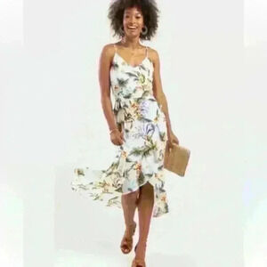 Floral flowy asymmetrical dress with belt